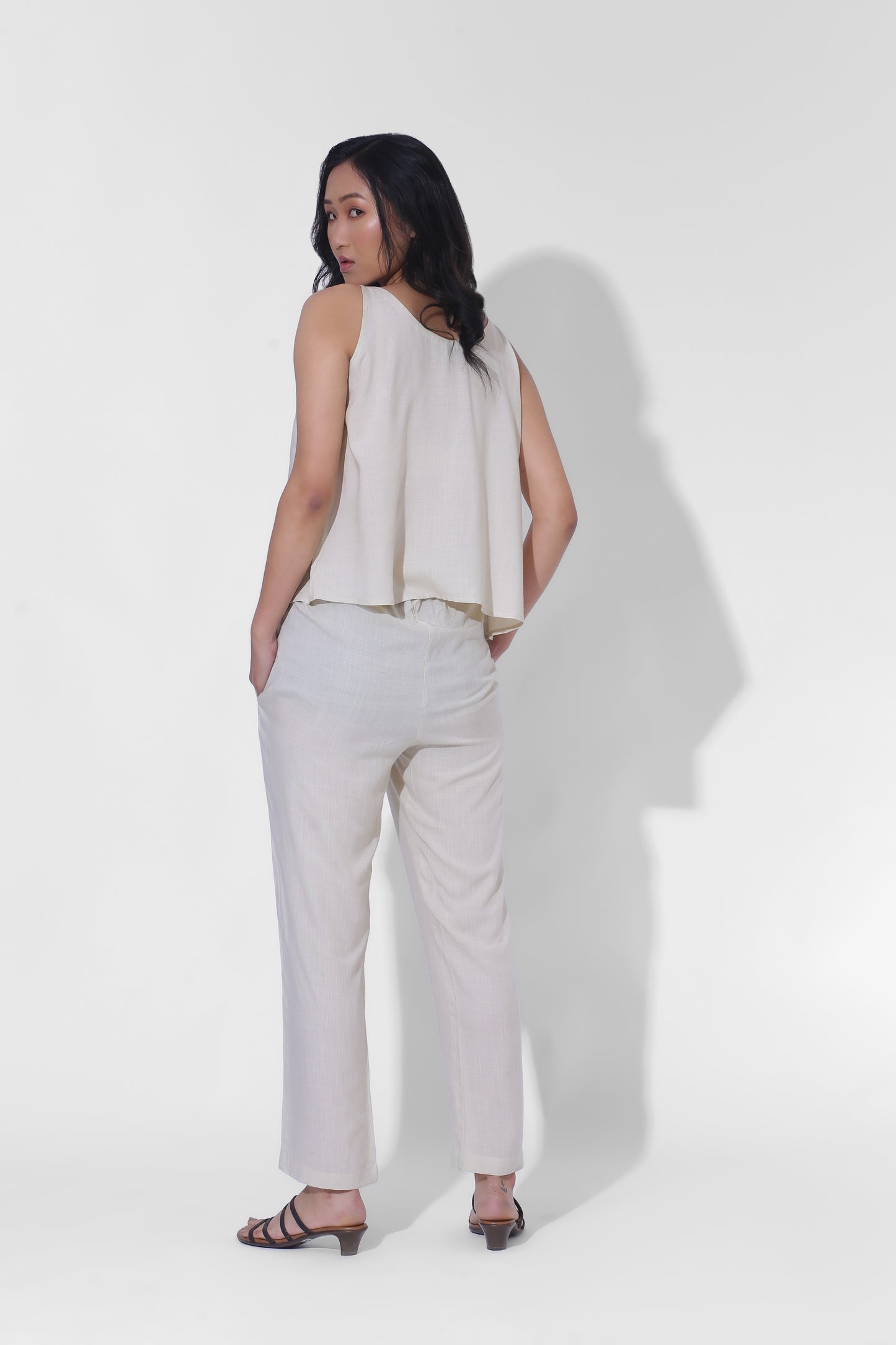 Taira Narrow Pants