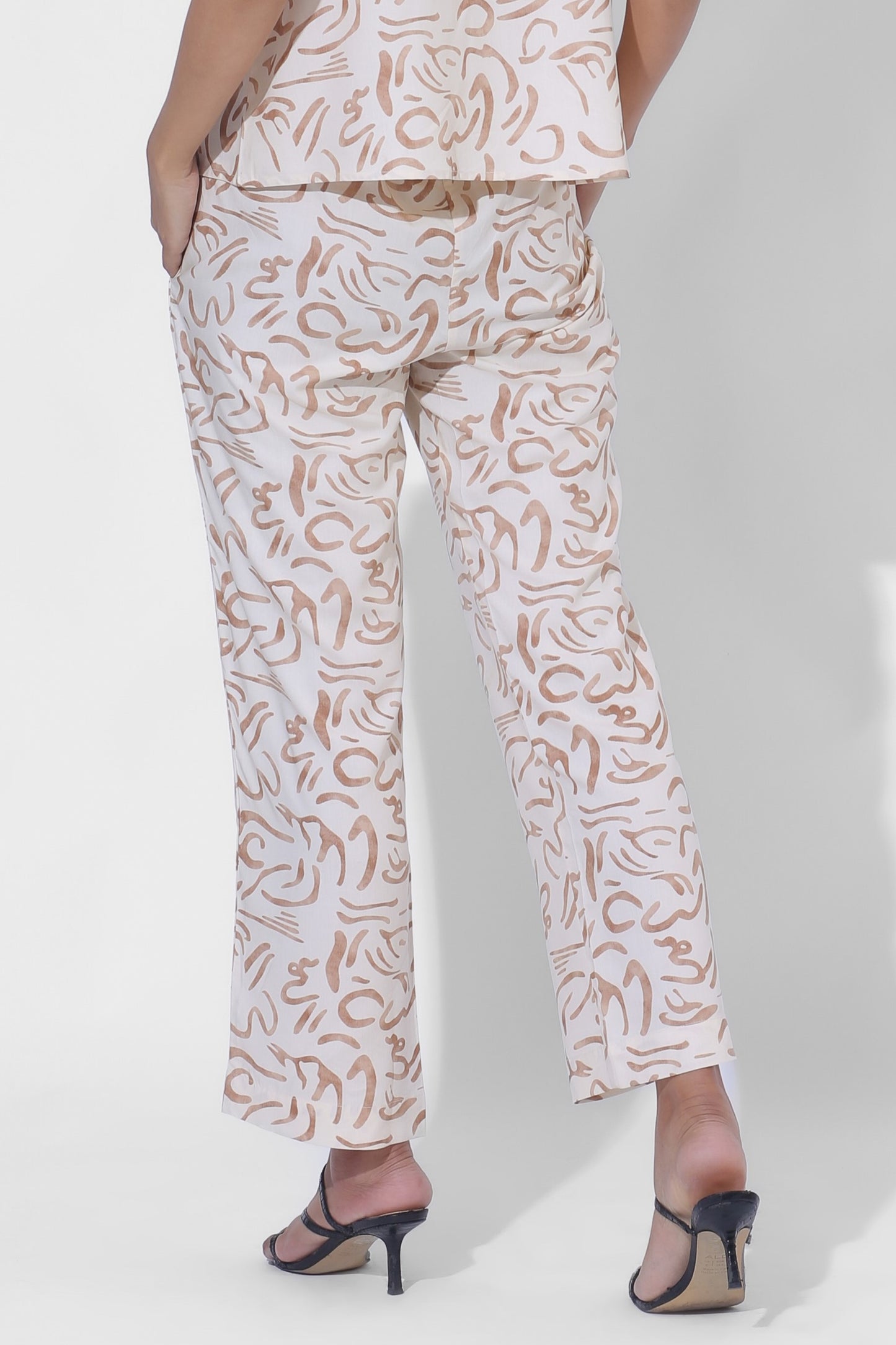 Taira Narrow Pants